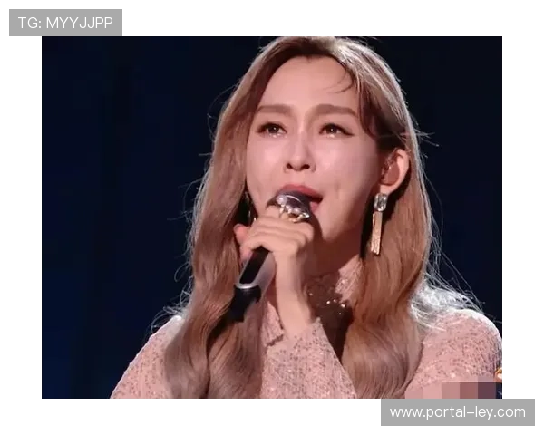 时隔半年重回舞台，她的华丽复出引发粉丝热议